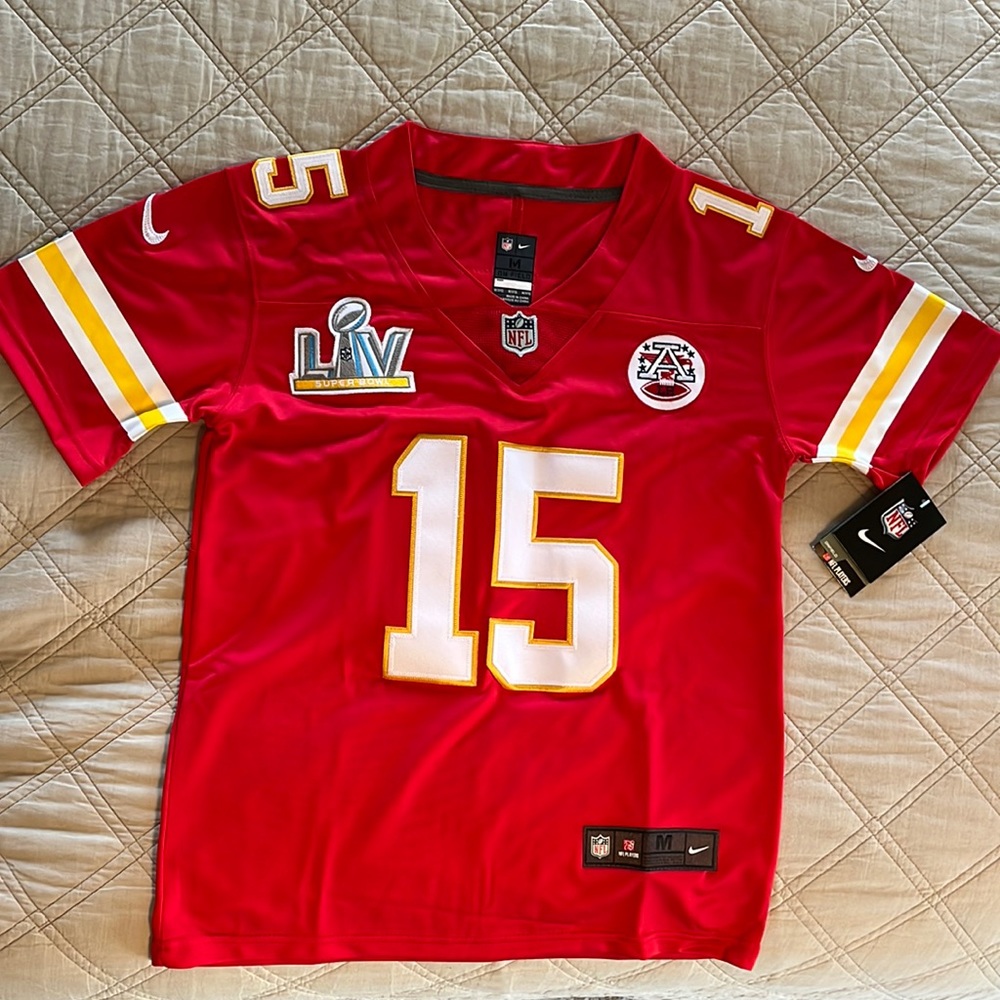 Kansas City Patrick Mahomes football jersey. Size youth medium. New with tags!
